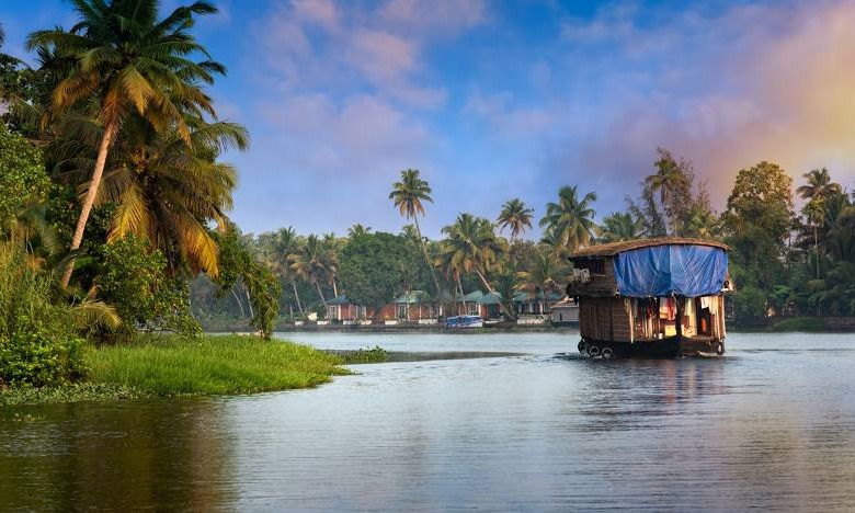 Kerala & Tamil Nadu Tour Package Tour Package